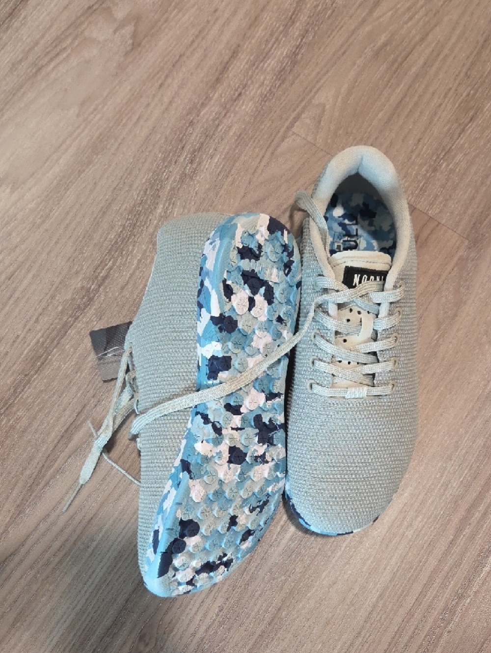 New NOBULL Light Gray Knit Trainer Sneakers - Picture 3 of 4